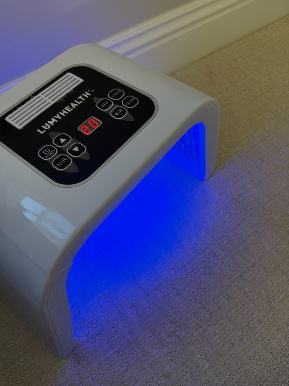 LED Light Therapy Device - Picture 4 of 9
